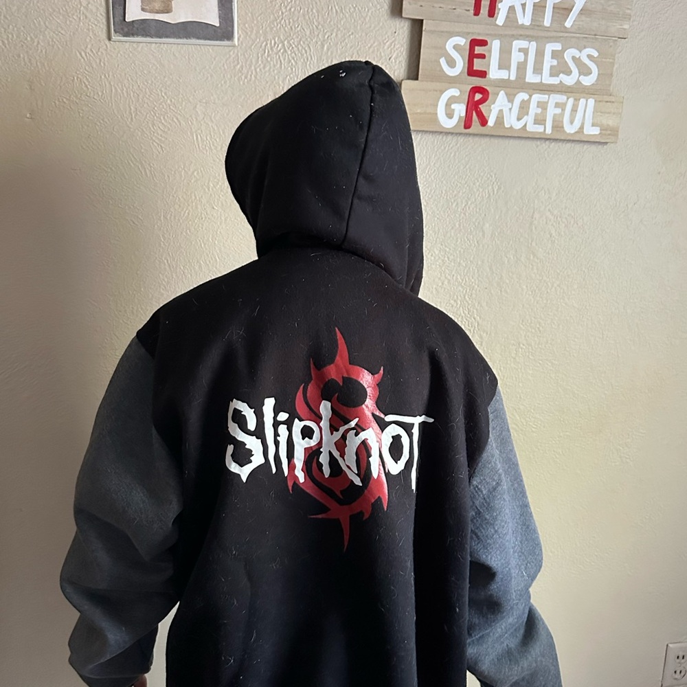 Black And Gray Lightweight Jacket - image 2